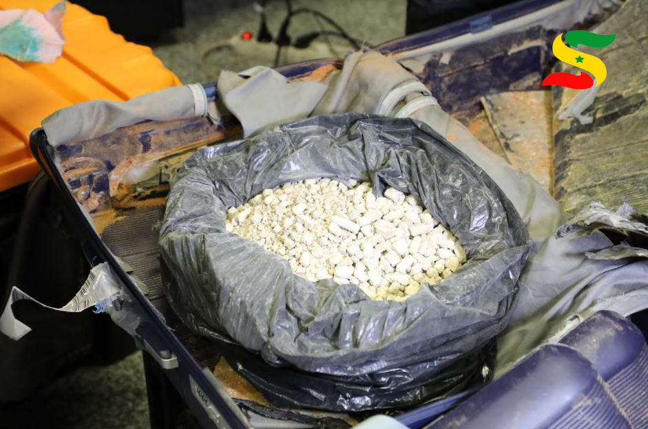 AIBD : près de 4 kilos d’héroïne saisis sur une Sud-Africaine
