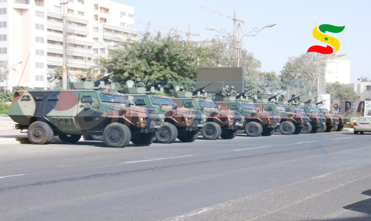 Sans état de siège, l’armée déployée dans les rues de Dakar…